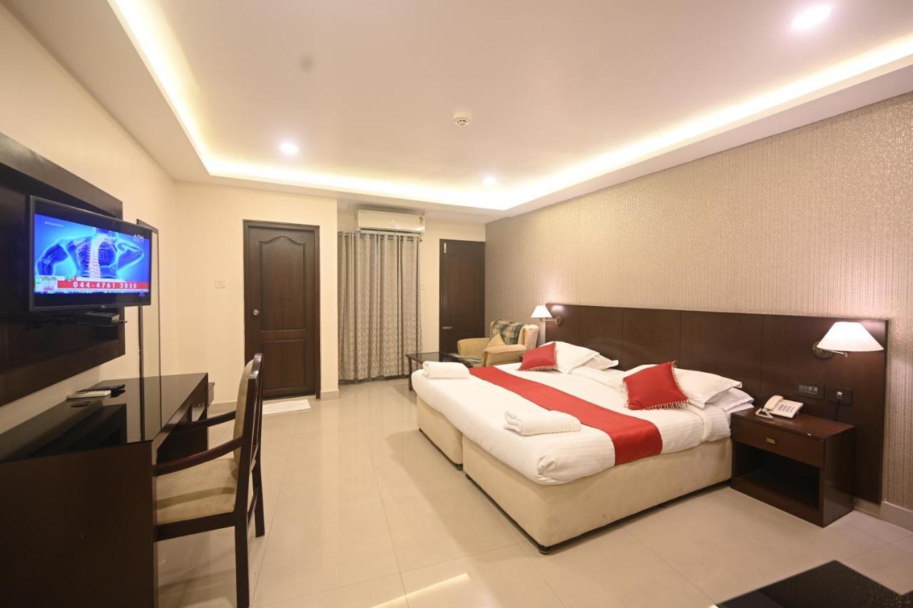 Hotel Bhagavath Gardens Chengannur Exteriör bild